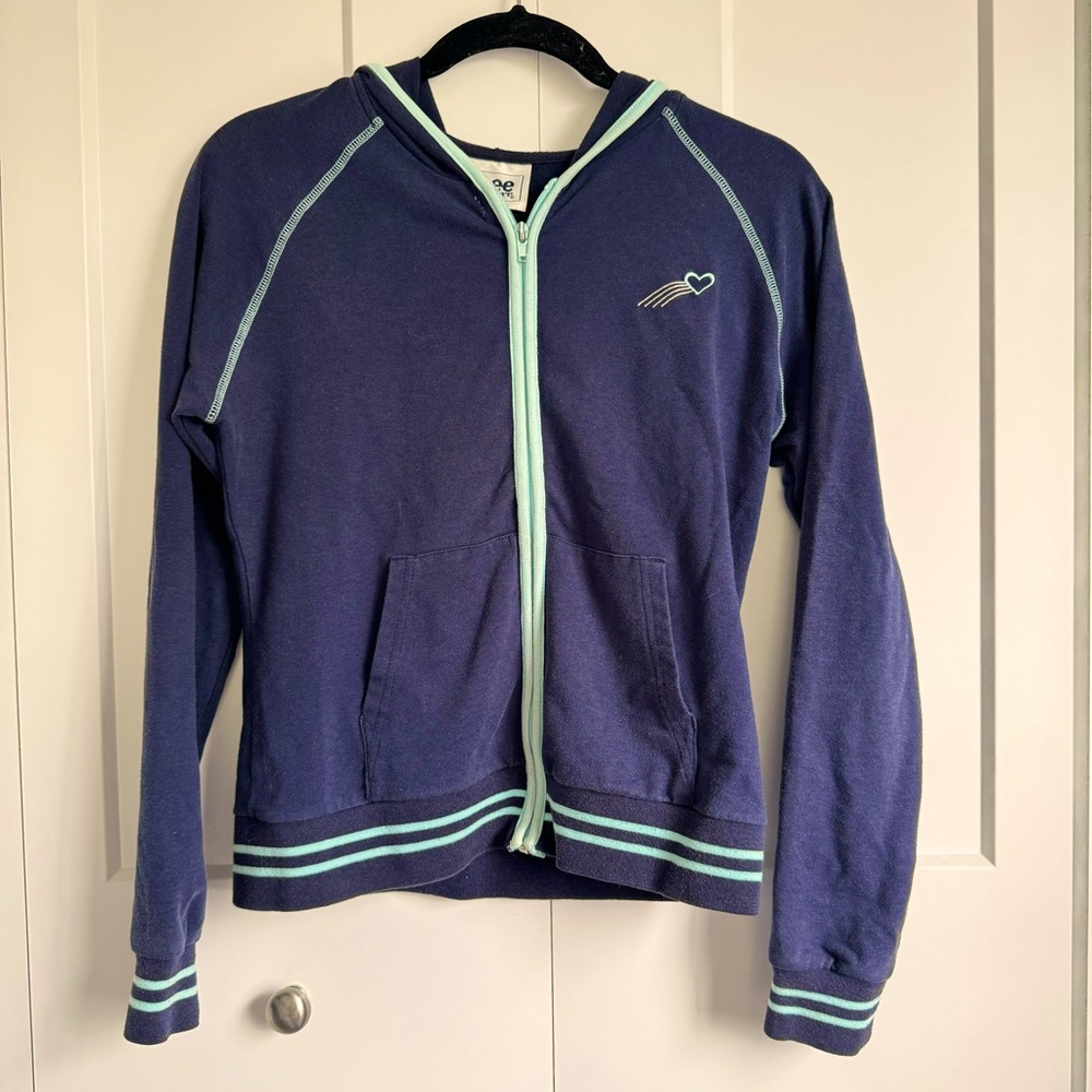 Vintage Y2K Women’s Zip-up Hoodie